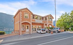 Apartments Boka Heart